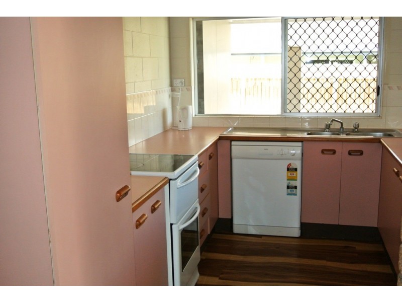 7 Vianen Close, Bentley Park QLD 4869