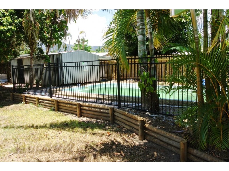 7 Vianen Close, Bentley Park QLD 4869