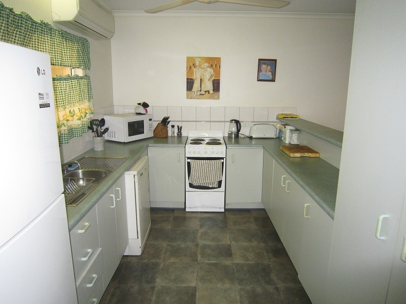 18/23 Armstrong, Edmonton QLD 4869