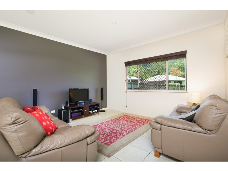6 Anniebuka Close, Bentley Park QLD 4869