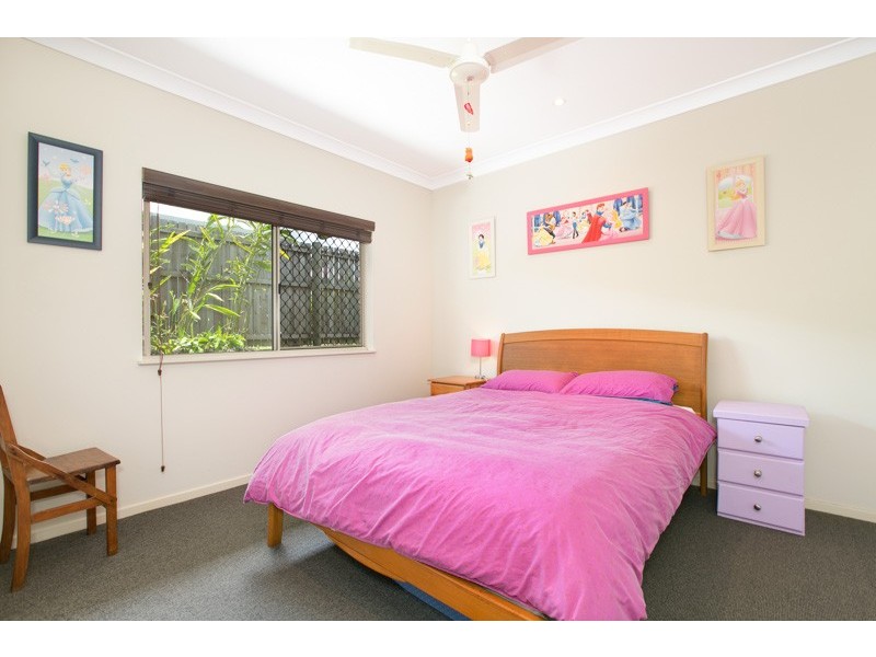 6 Anniebuka Close, Bentley Park QLD 4869