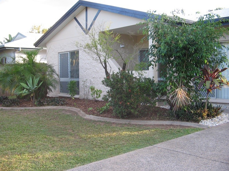 29 Bi Centennial Road, Bentley Park QLD 4869