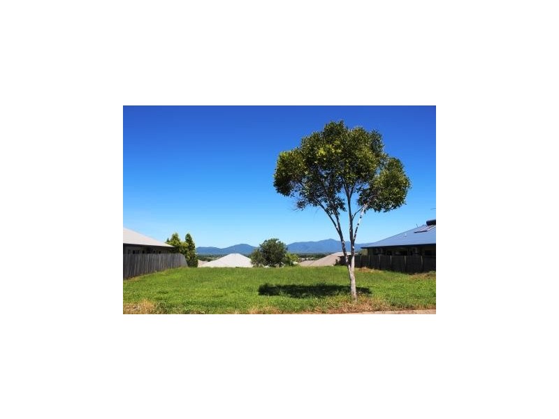 Bentley Park QLD 4869