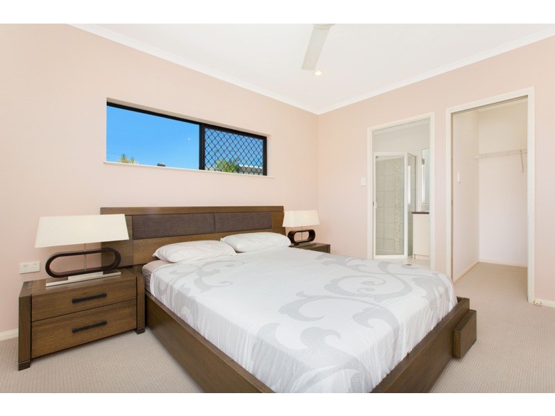 8 Lillipilli Street, Redlynch QLD 4870