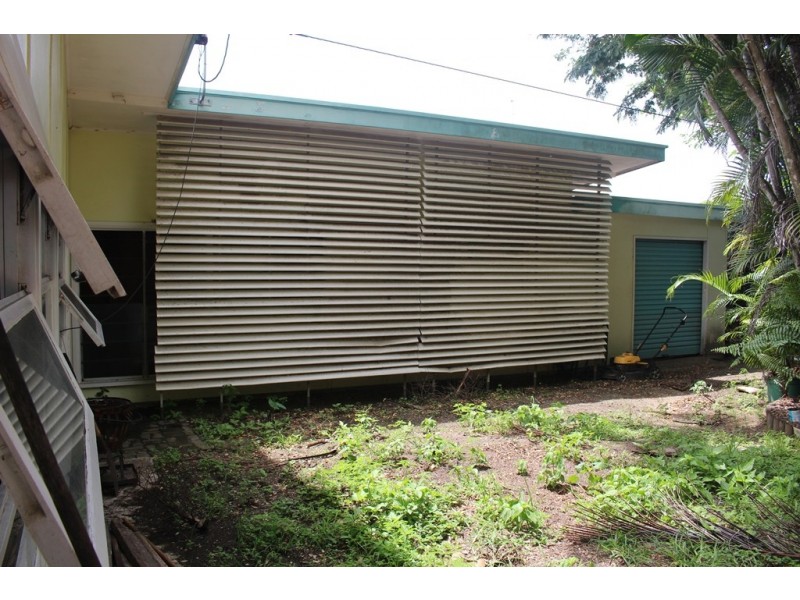 44 Macilwaith Street, Manoora QLD 4870