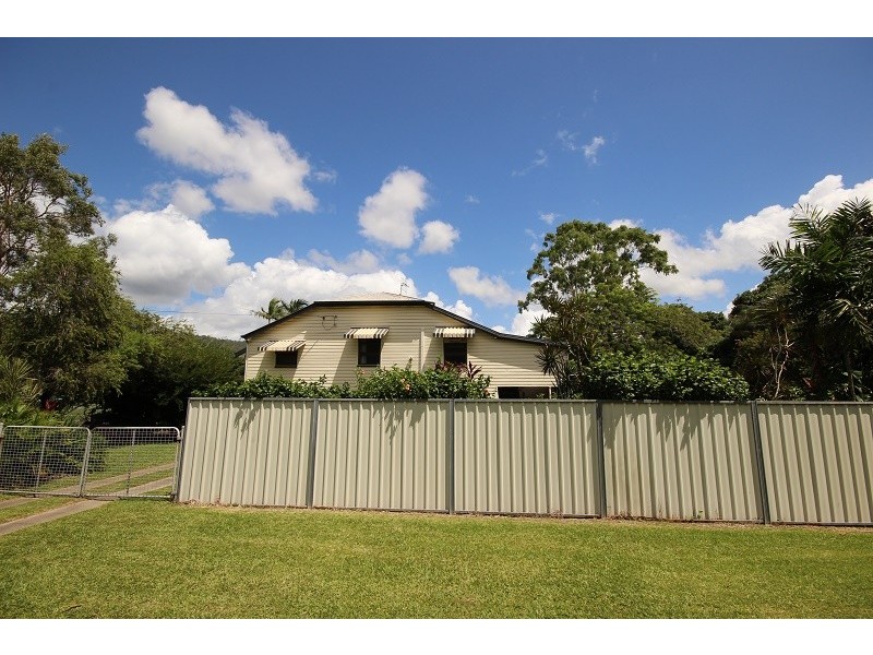 54 Sheppards Street, Gordonvale QLD 4865