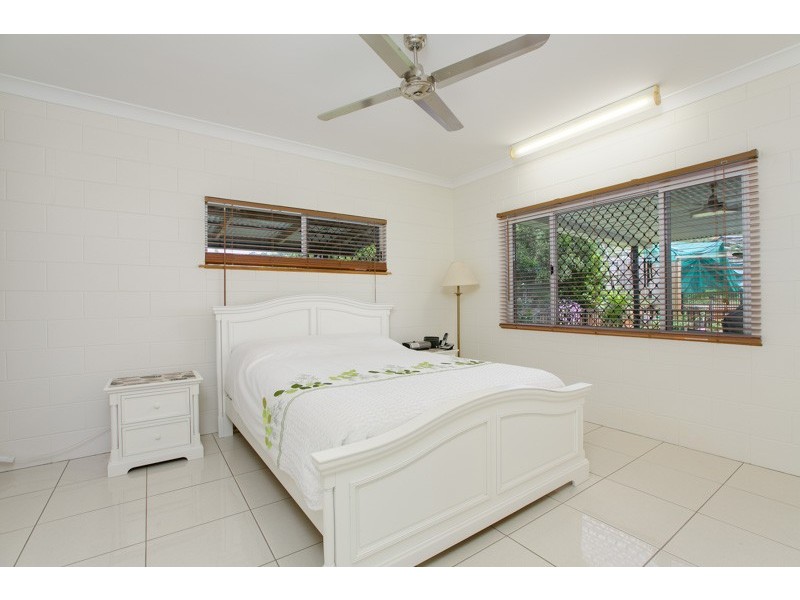 15 Bellbush Close, Mount Sheridan QLD 4868