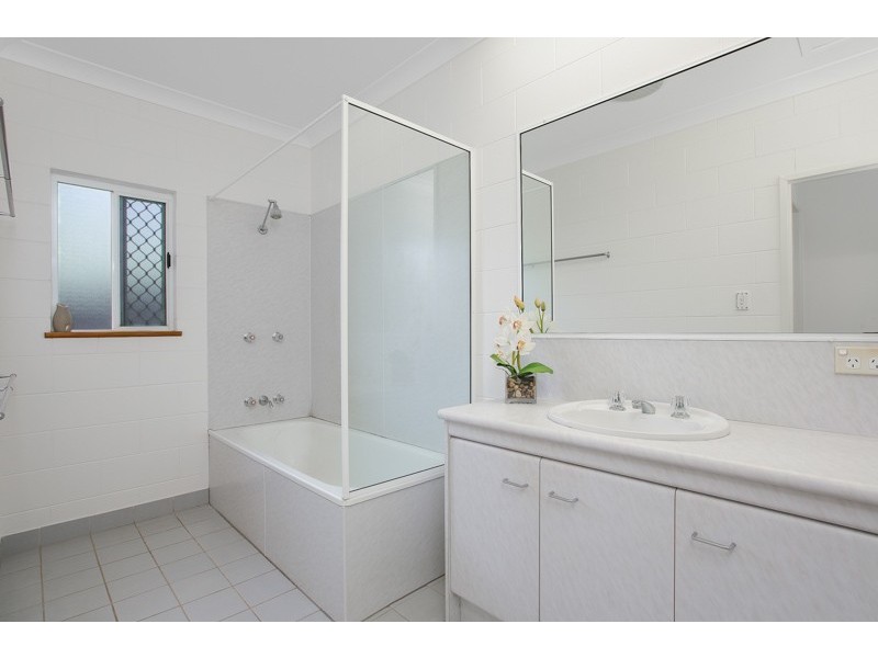 15 Bellbush Close, Mount Sheridan QLD 4868