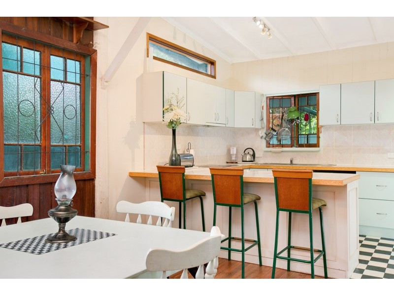 26 Miles Street, Manoora QLD 4870