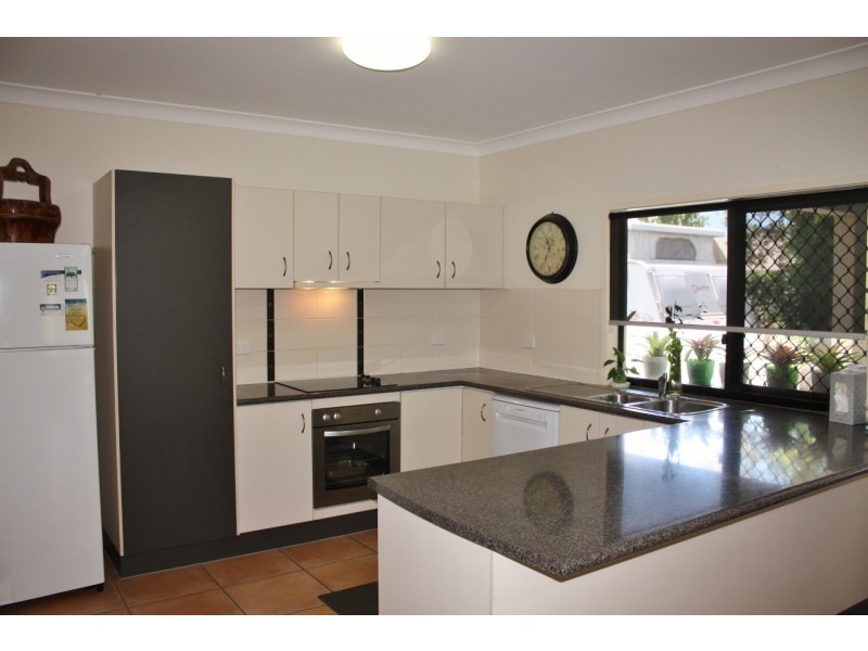 24 Kenrick Street, Gordonvale QLD 4865