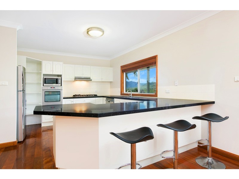 1 Guthrie Close, Bentley Park QLD 4869