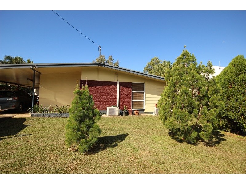 36 Queen Street, Edmonton QLD 4869