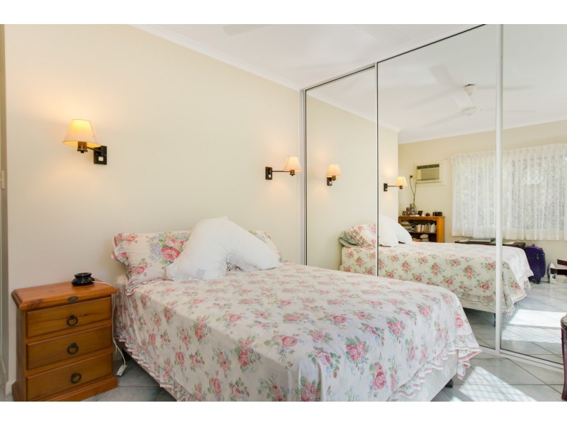 6 Wiskar Close, Bentley Park QLD 4869