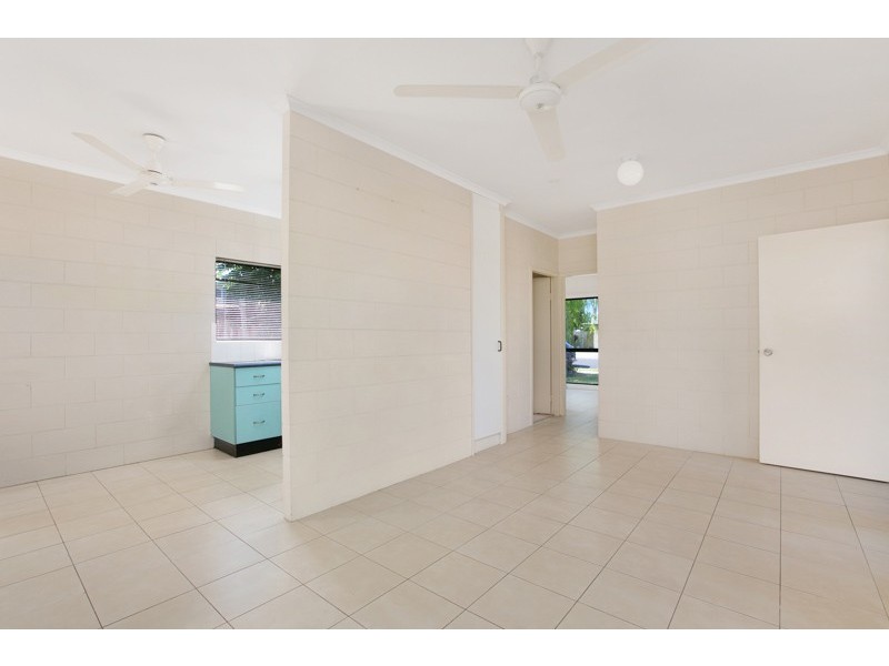 1/27 Mann Street, Edmonton QLD 4869