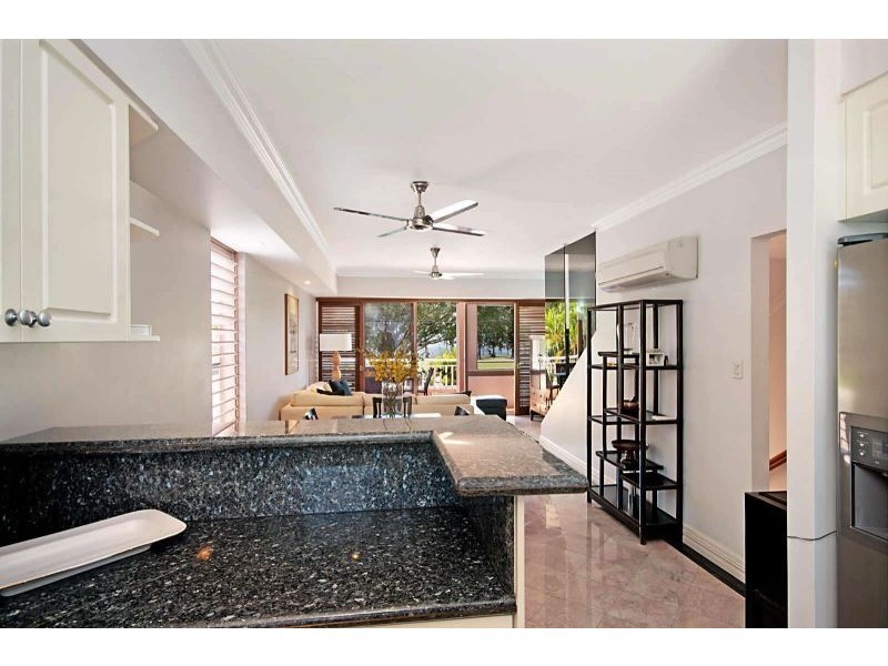 10/267- 269 Esplanade, Cairns North QLD 4870