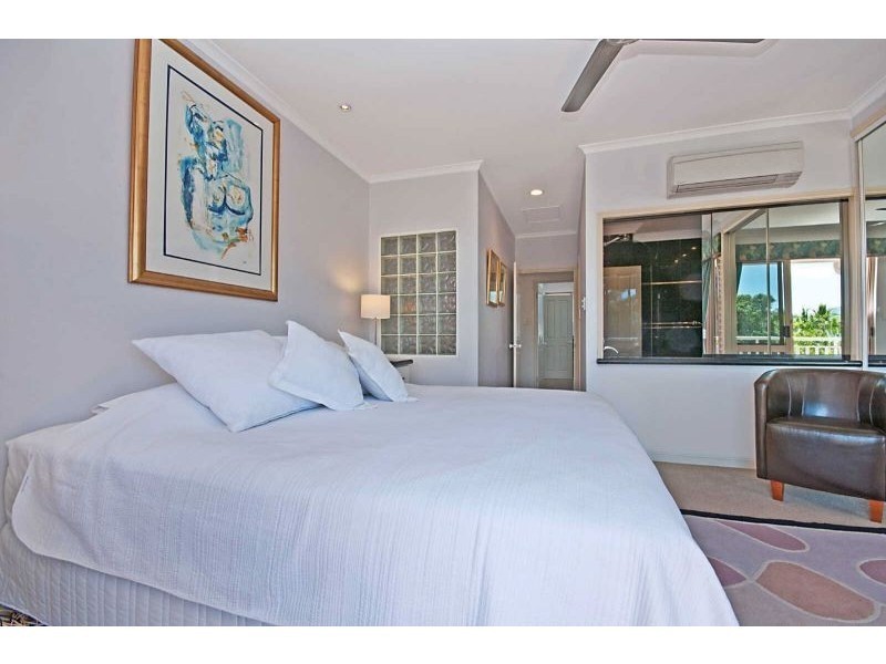 10/267- 269 Esplanade, Cairns North QLD 4870