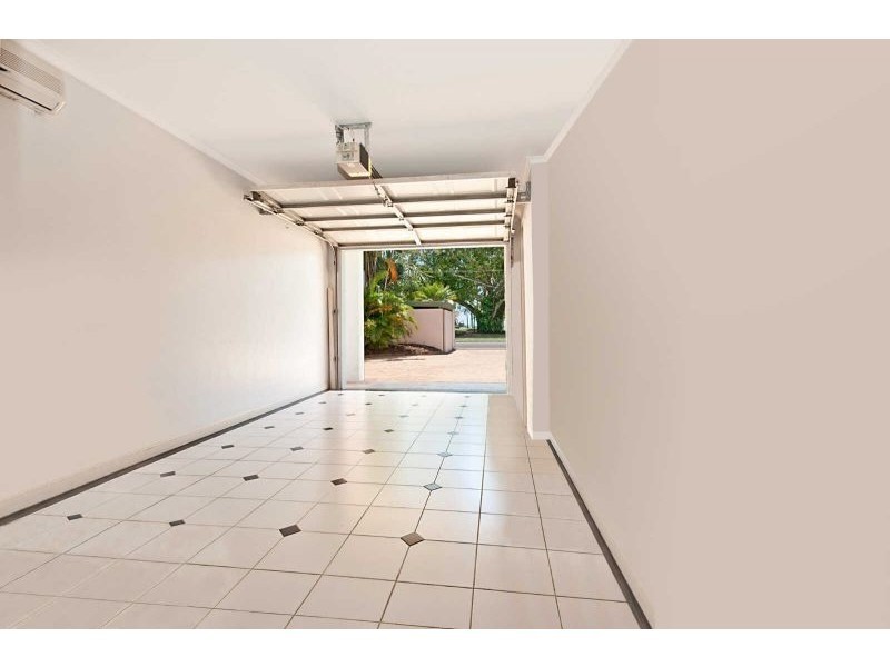 10/267- 269 Esplanade, Cairns North QLD 4870