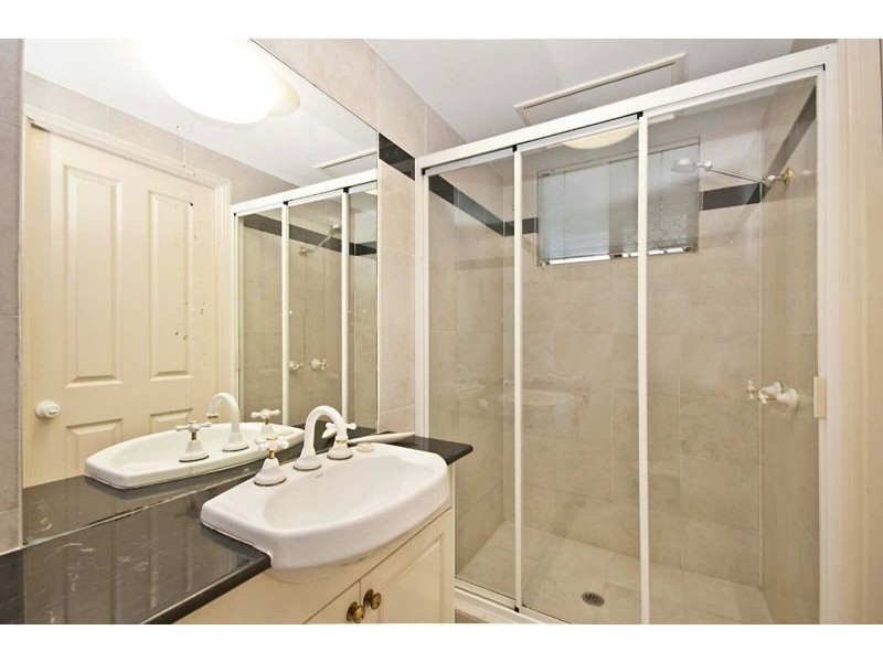 10/267- 269 Esplanade, Cairns North QLD 4870