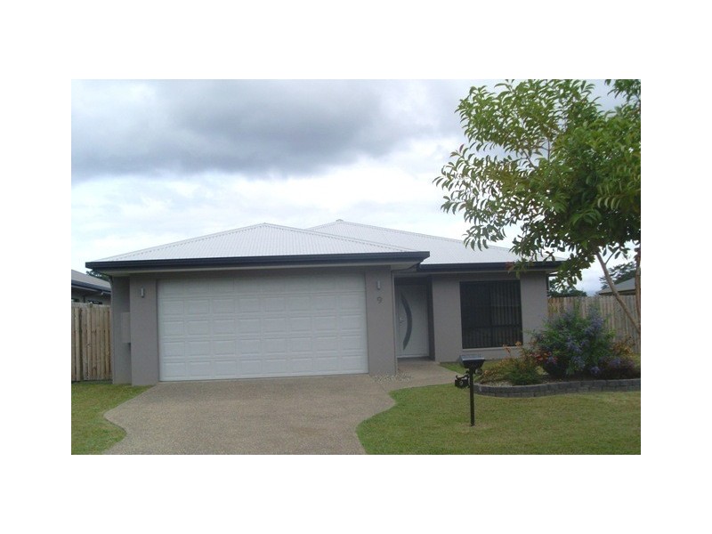 Bentley Park QLD 4869