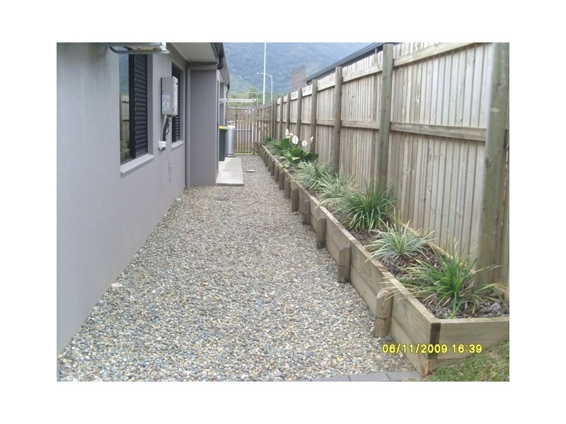 Bentley Park QLD 4869