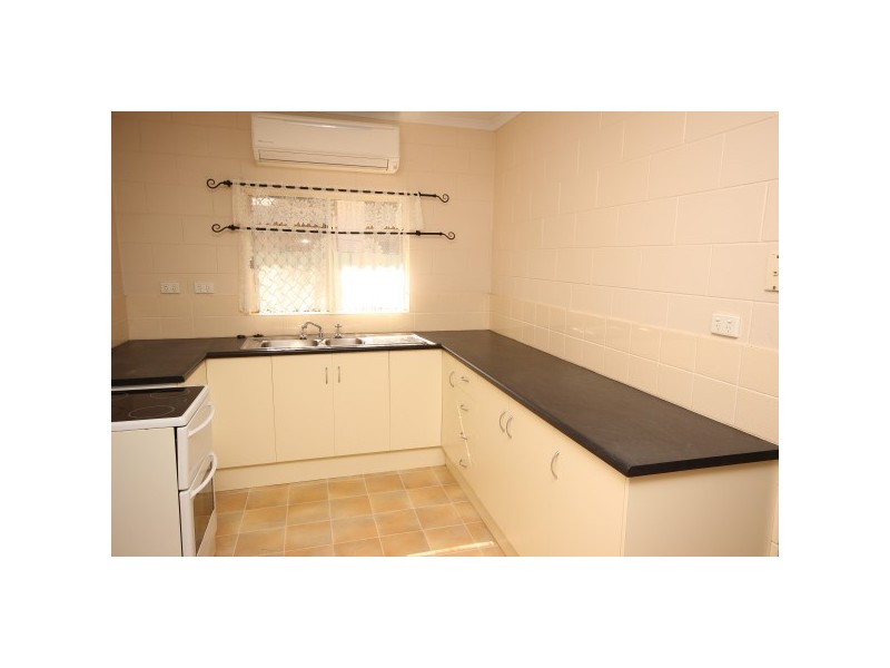 1/4 Farmer Street, Edmonton QLD 4869