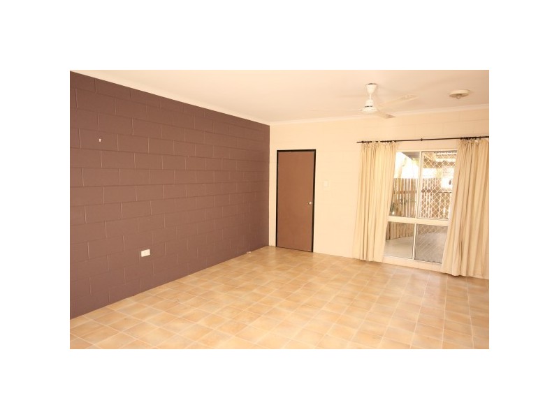 1/4 Farmer Street, Edmonton QLD 4869