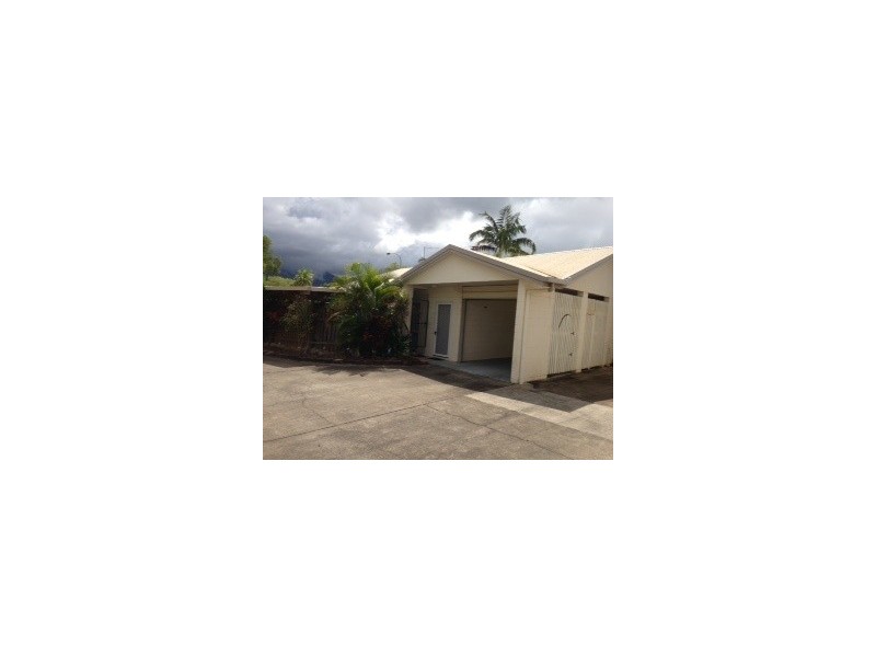 1/4 Farmer Street, Edmonton QLD 4869