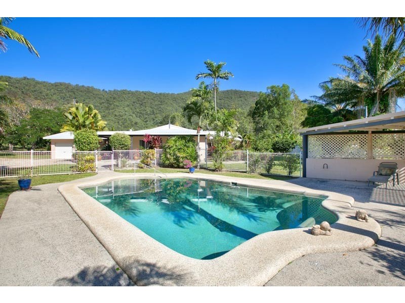173-175 Dempsey Street, Gordonvale QLD 4865