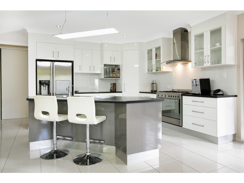 7 Mauro Close, Bentley Park QLD 4869