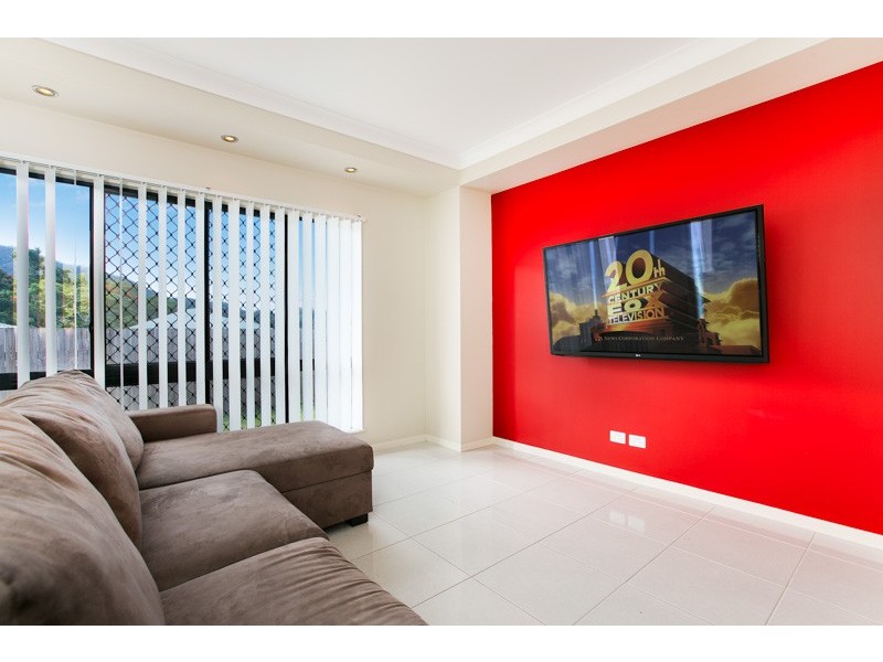 7 Mauro Close, Bentley Park QLD 4869