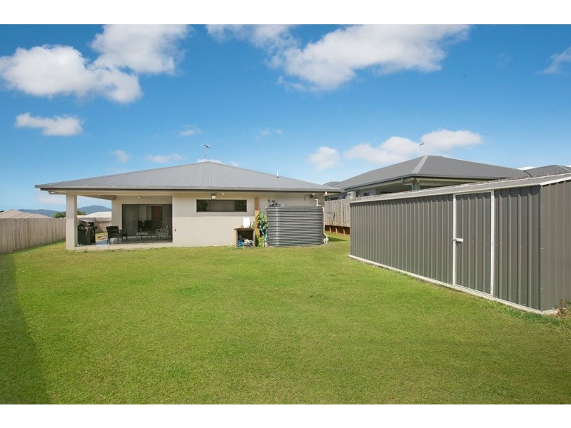 7 Mauro Close, Bentley Park QLD 4869