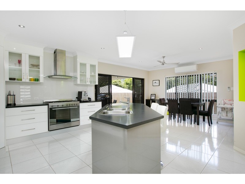 7 Mauro Close, Bentley Park QLD 4869 Floorplan