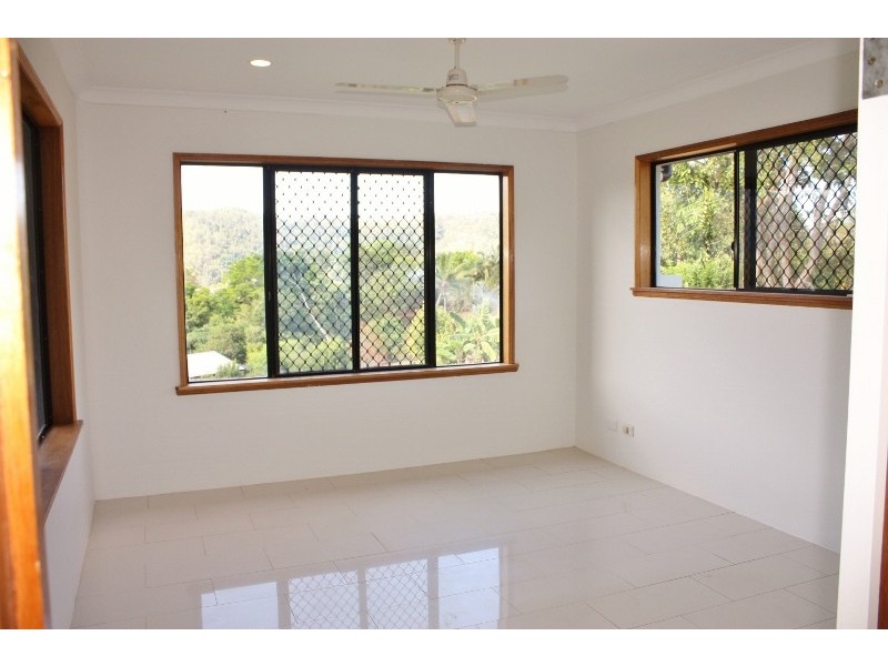 9 – 11 Prospector Close, Goldsborough QLD 4865