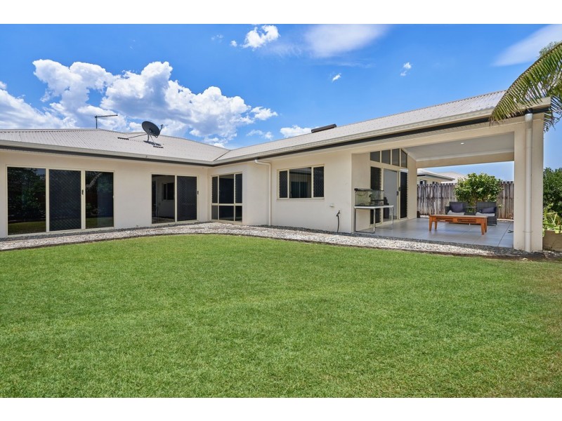 25 Fitzmaurice Drive, Bentley Park QLD 4869