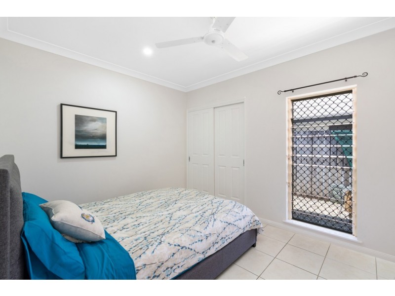 25 Fitzmaurice Drive, Bentley Park QLD 4869