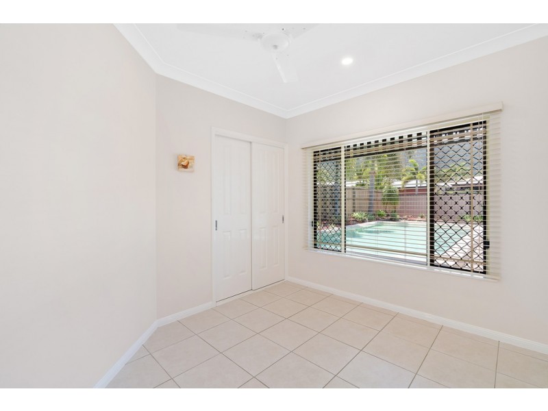 25 Fitzmaurice Drive, Bentley Park QLD 4869