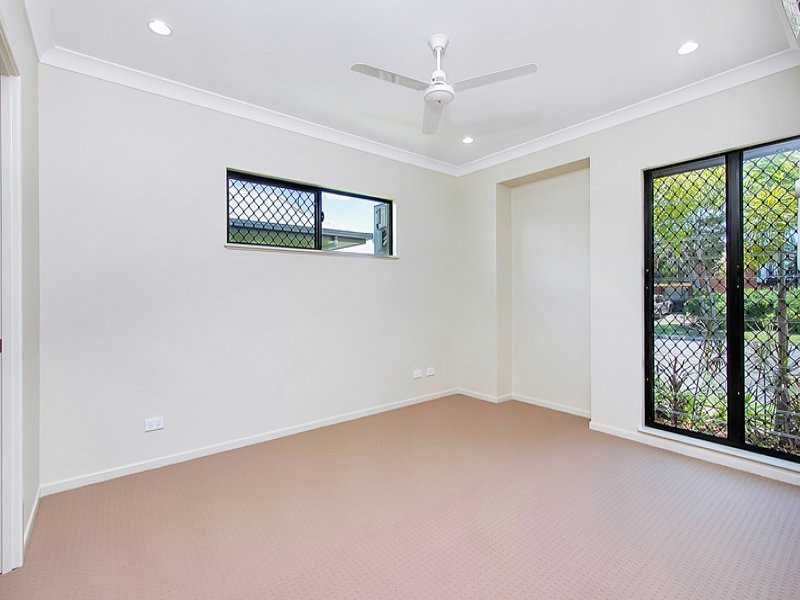 109 Irene Street, Mooroobool QLD 4870