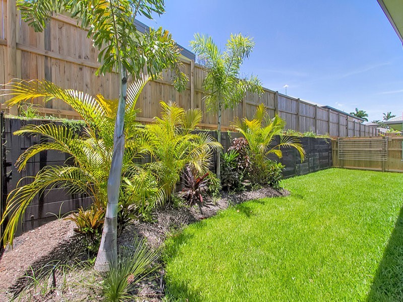109 Irene Street, Mooroobool QLD 4870