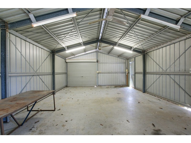 14 Kowinka Street, White Rock QLD 4868