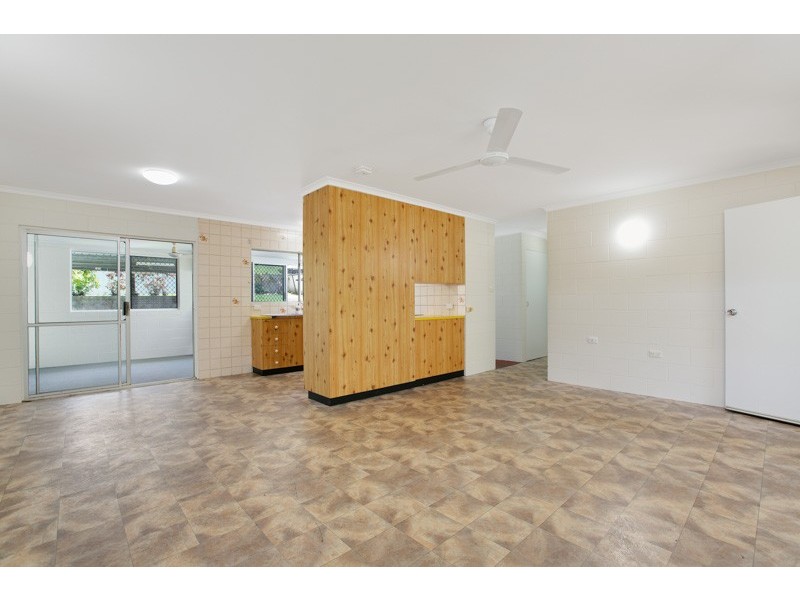 14 Kowinka Street, White Rock QLD 4868