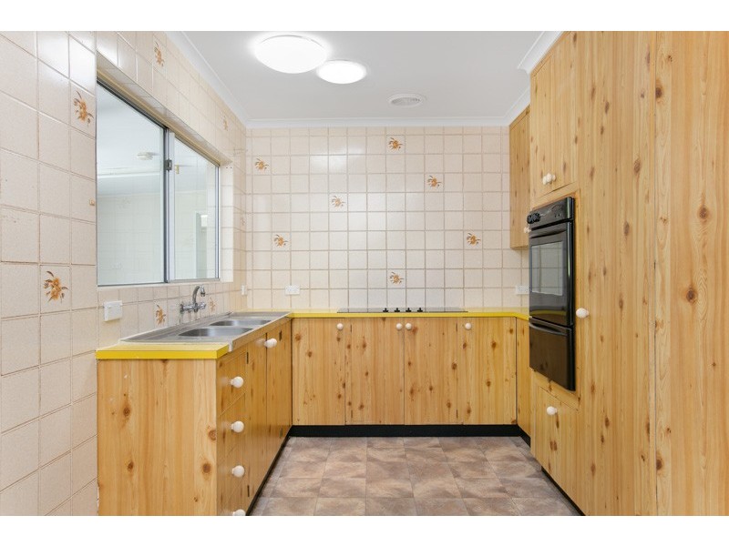 14 Kowinka Street, White Rock QLD 4868