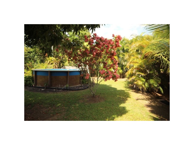 25 Woomala Street, Woree QLD 4868