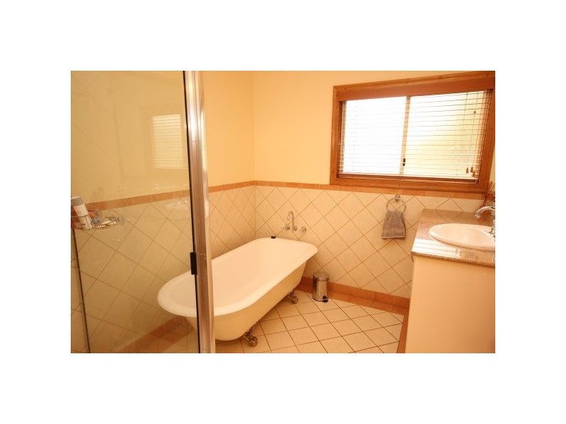 226 Dempsey Street, Gordonvale QLD 4865