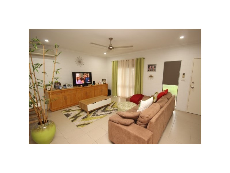 16 Duyfken Street, Bentley Park QLD 4869