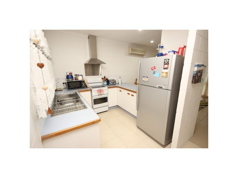 16 Duyfken Street, Bentley Park QLD 4869