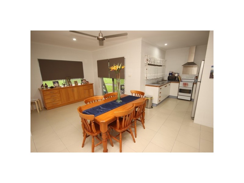 16 Duyfken Street, Bentley Park QLD 4869
