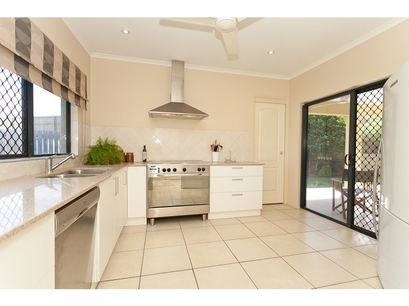 9 Bonner Close, Gordonvale QLD 4865