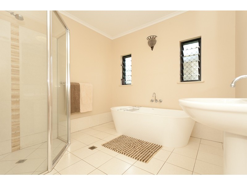 9 Bonner Close, Gordonvale QLD 4865