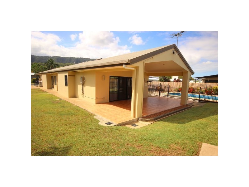 22 Bathurst Drive, Bentley Park QLD 4869