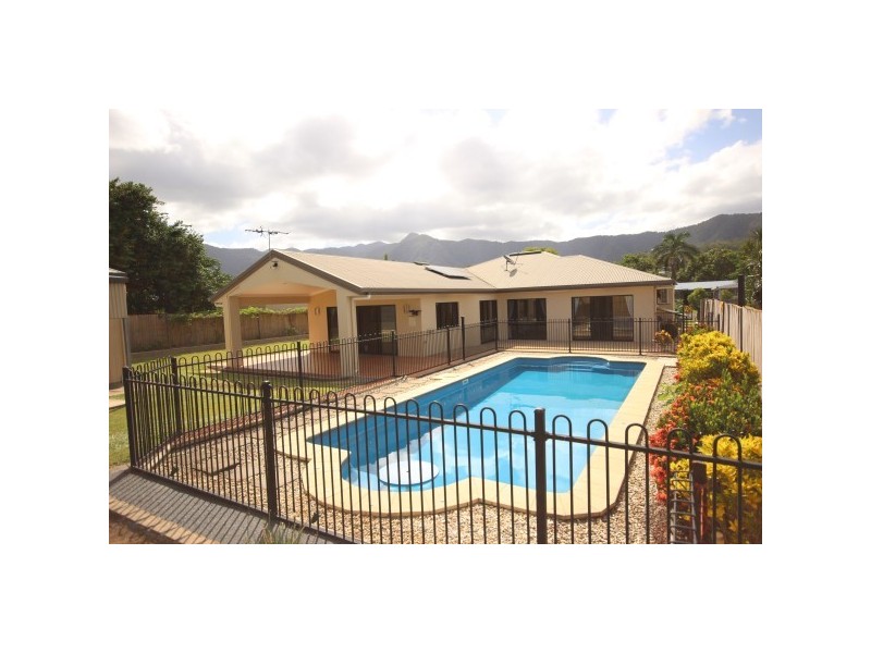 22 Bathurst Drive, Bentley Park QLD 4869